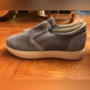 Propet Women's Nyomi Health Care Professional Shoe